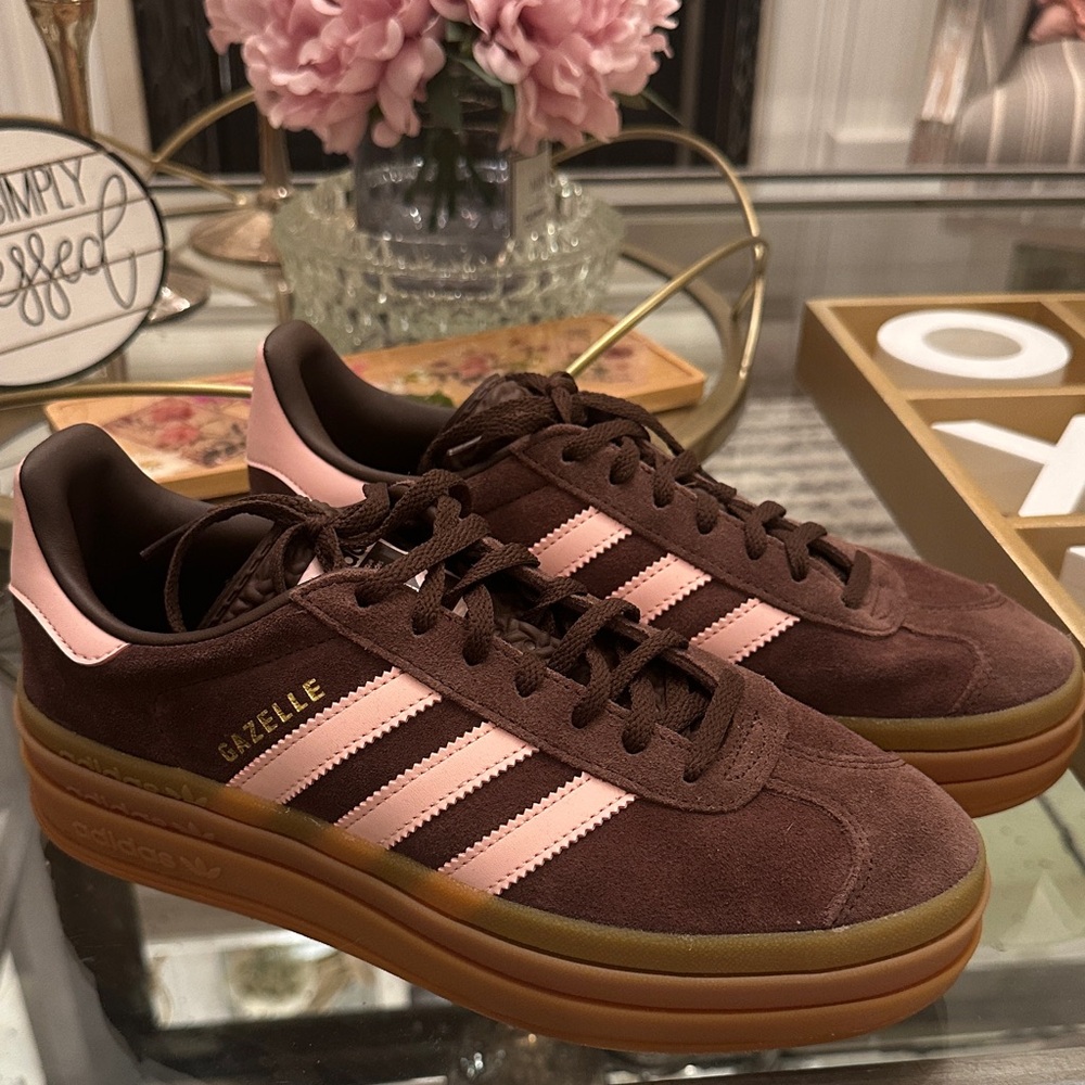 🆕 Adidas Gazelle Platform Brown with Pink Stripes BRAND NEW NO BOX US WOMANS 8